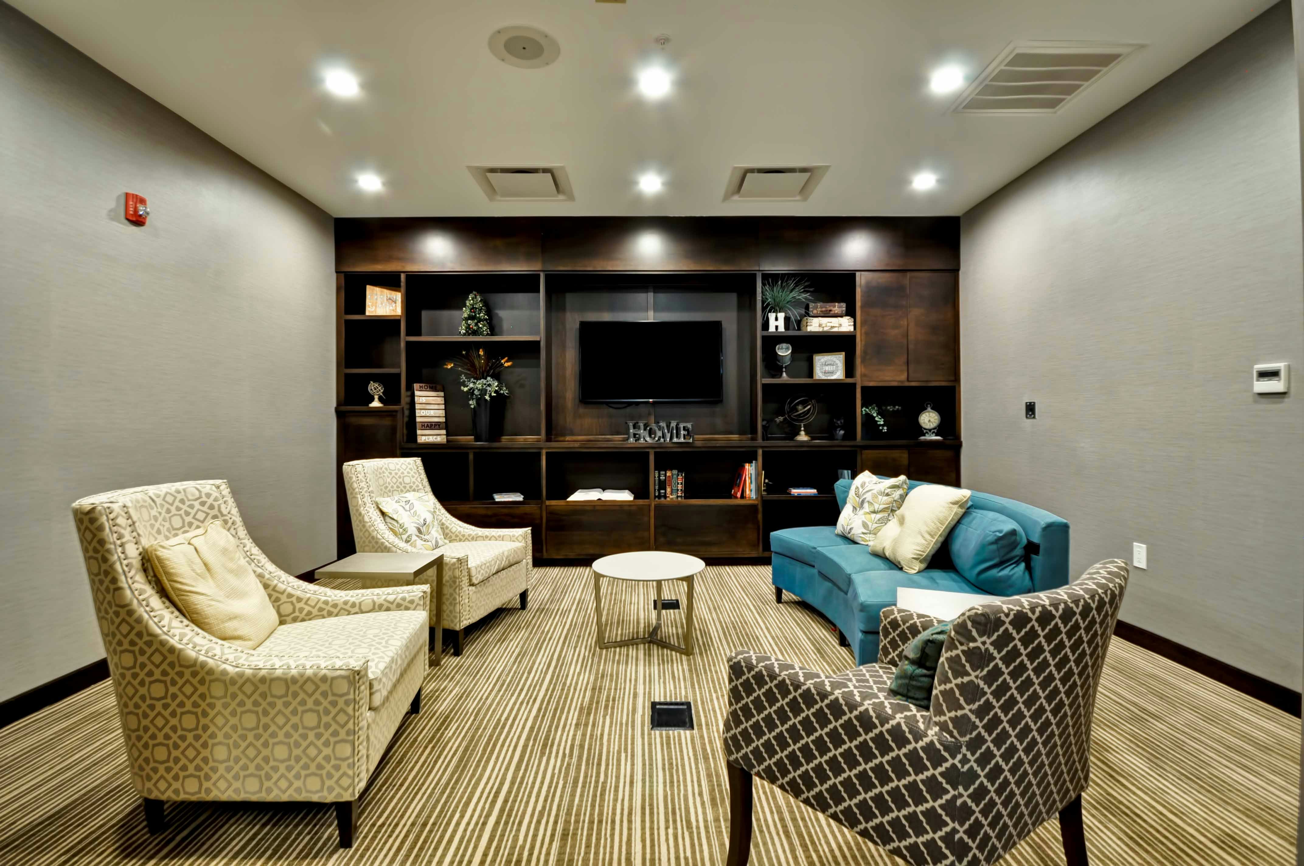 Homewood Suites By Hilton Cincinnati West Chester 8/29