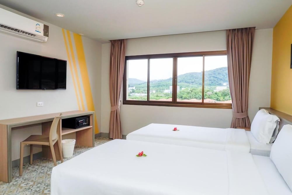 Recenta Suite Phuket Suanluang 19/50