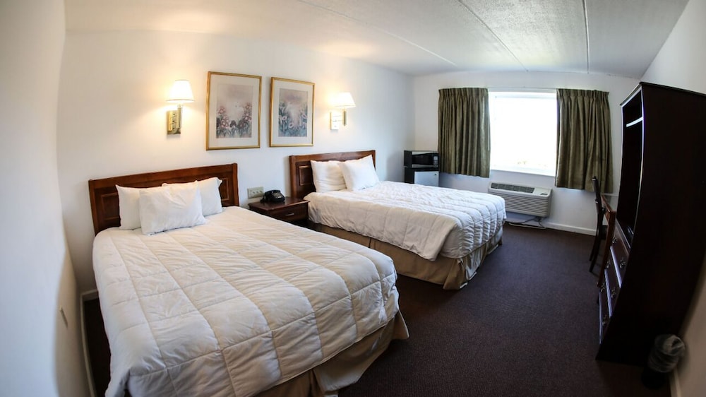 Inn at Arbor Ride Hotel and Conference Center 6/27