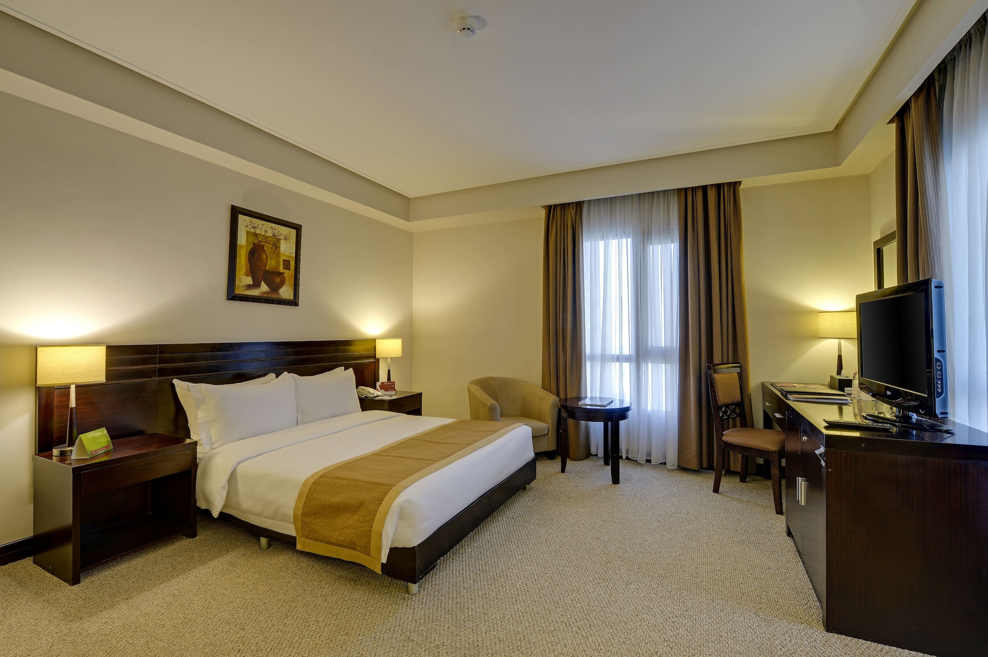 STANDARD, KING BED