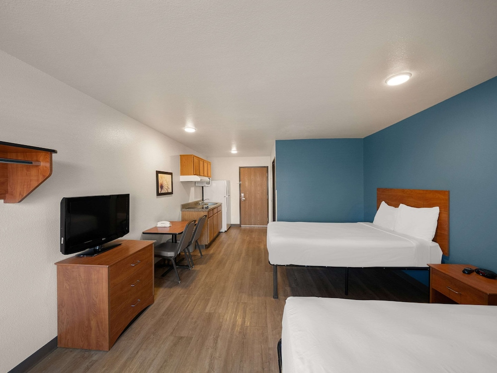 WoodSpring Suites Rockwall-East Dallas 23/43