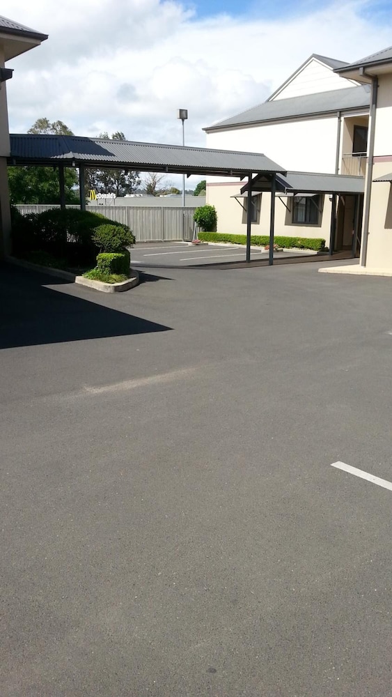 Armidale Pines Motel 61/62