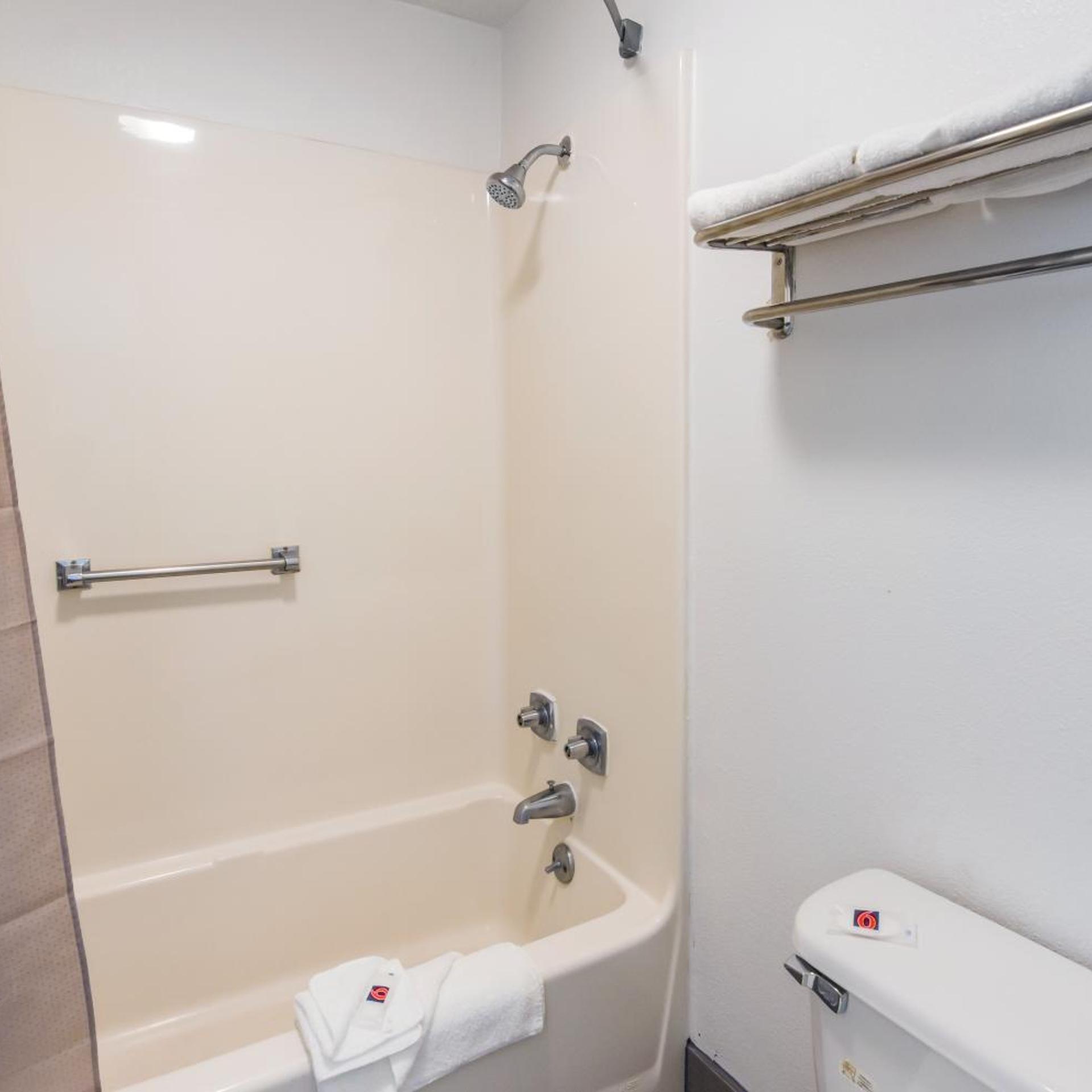 غرفة ديلوكس بسرير كينج، Motel6 Salem, VA 10/10