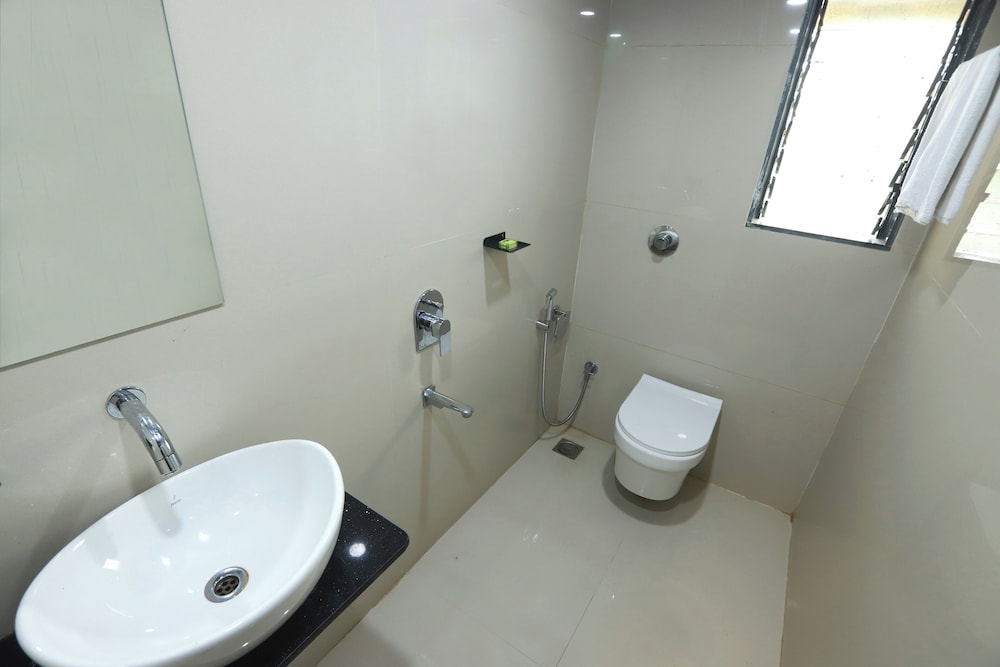 Hotel Karishma 26/26