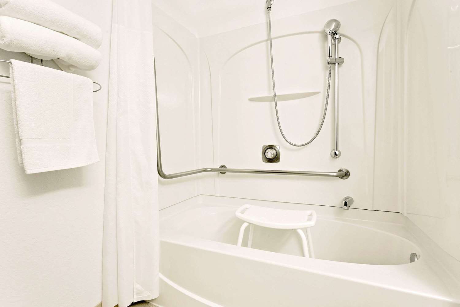 Super 8 Cut Bank 39/39