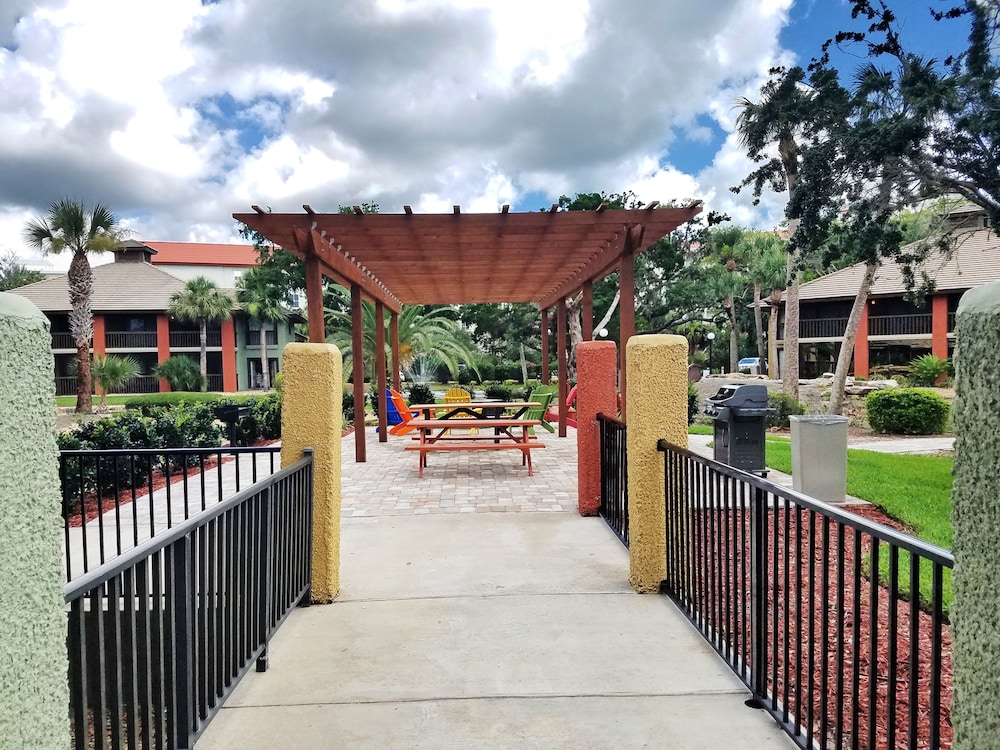 Legacy Vacation Resorts - Palm Coast 4/50