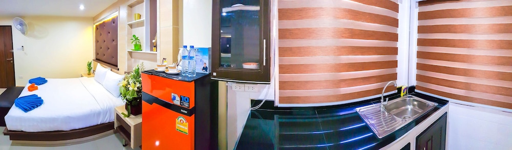 Ambrosial Suites 30/42
