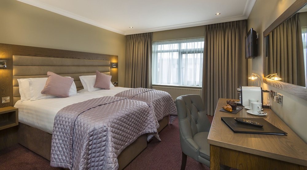 Limerick City Hotel 26/72