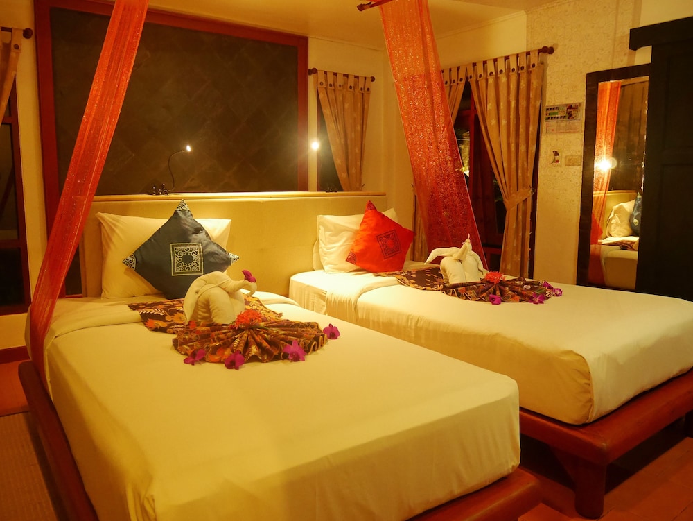 Bangtao Beach Chalet 38/71