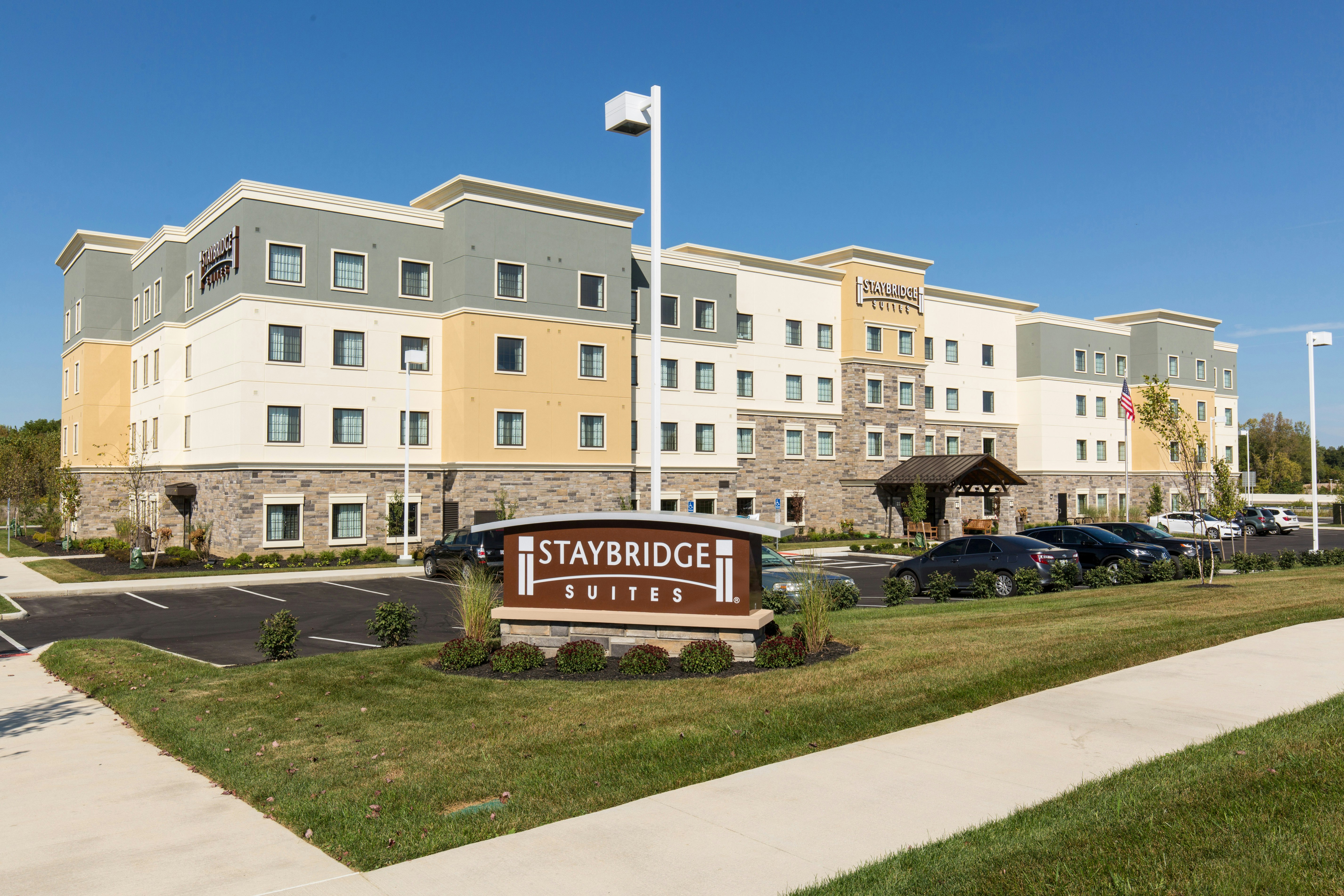 Staybridge Suites Newark - Fremont 52/54
