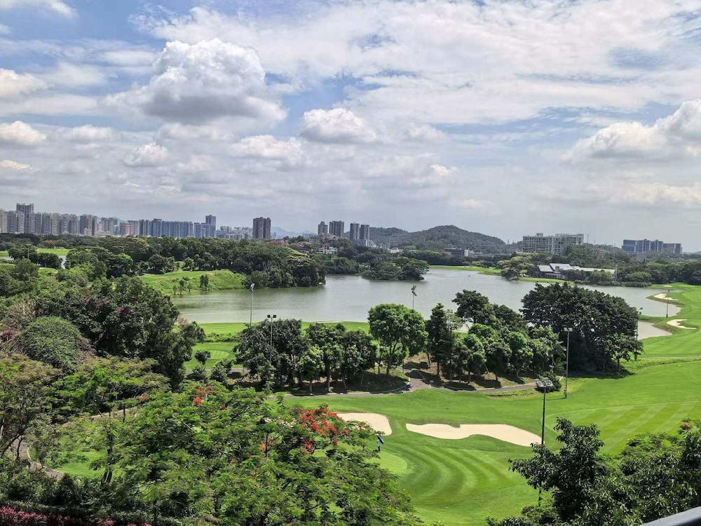 Shenzhen Castle Hotel 70/70