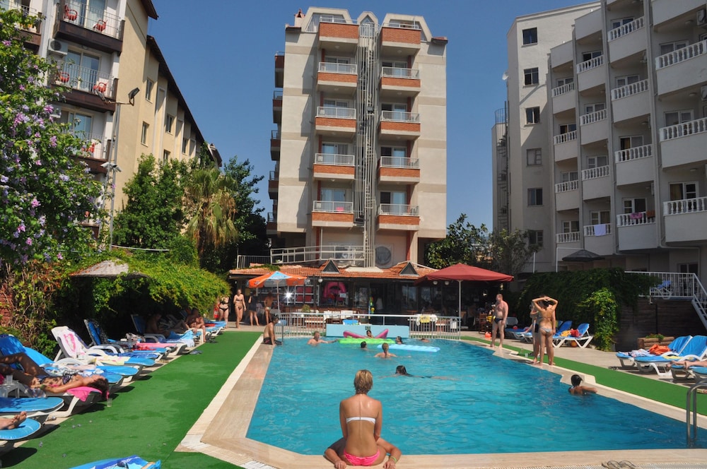 AEGEAN PARK HOTEL 7/40