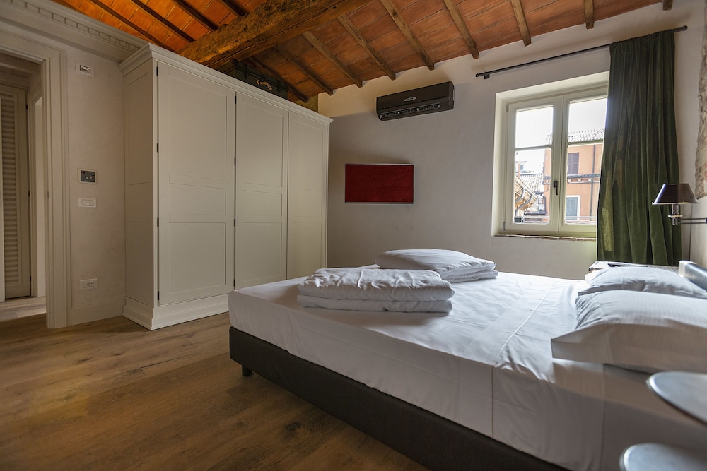 Residenza Palazzo Brenzoni 8/46