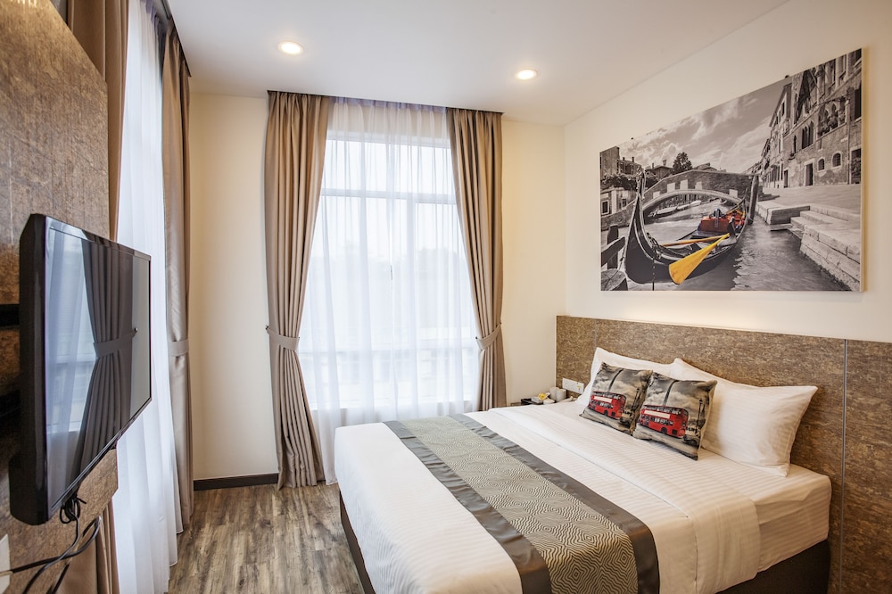 Natura Hotel 24/49