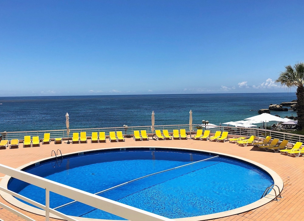 BORDA D AGUA APARTMENTS 33/75