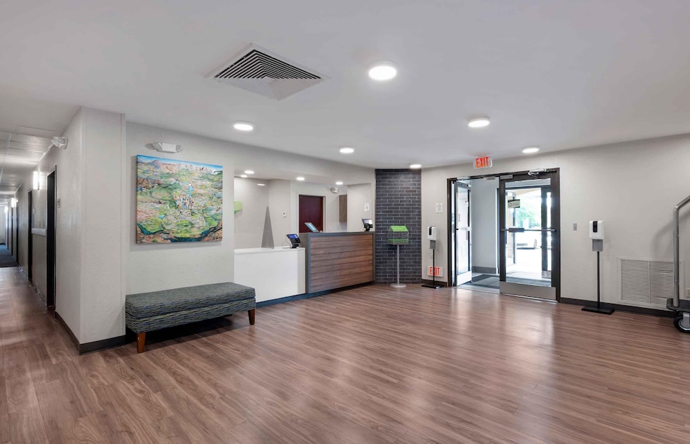 Extended Stay America Premier Suites Miami Downtown Brickell Cruise Port 8/54