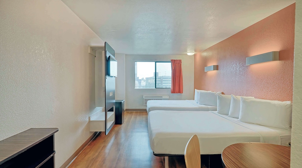 Studio6 Suites Los Angeles, CA - Los Angeles LAX 13/33