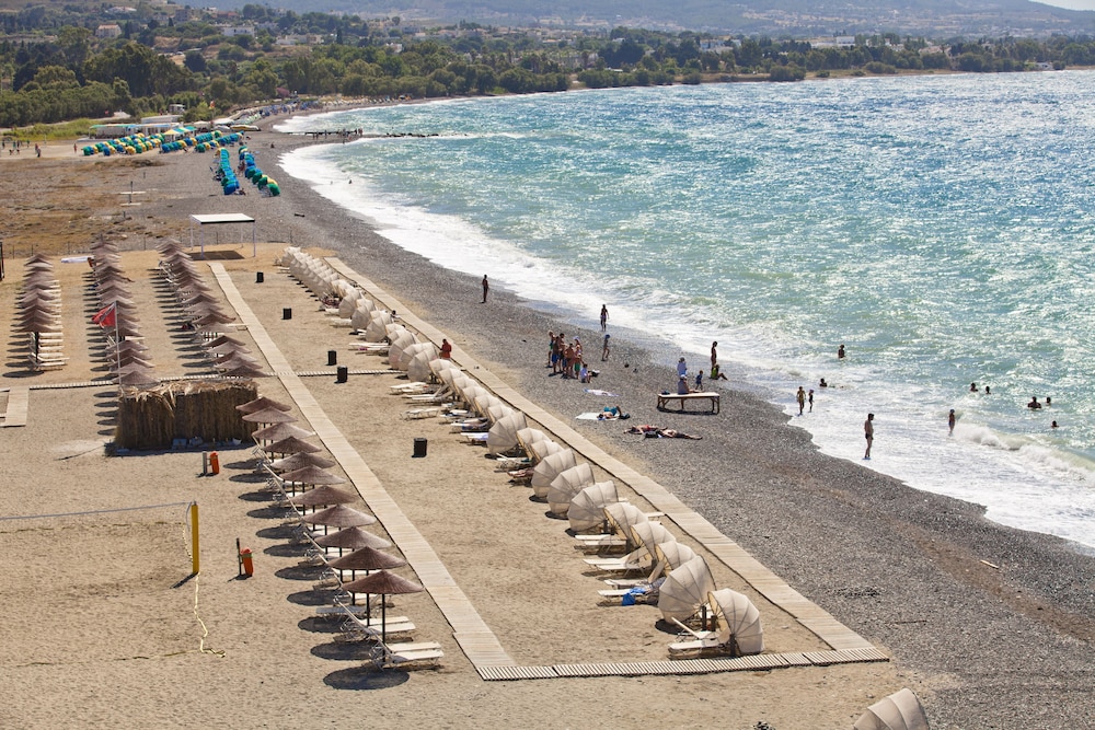 Kipriotis Village Resort 60/64