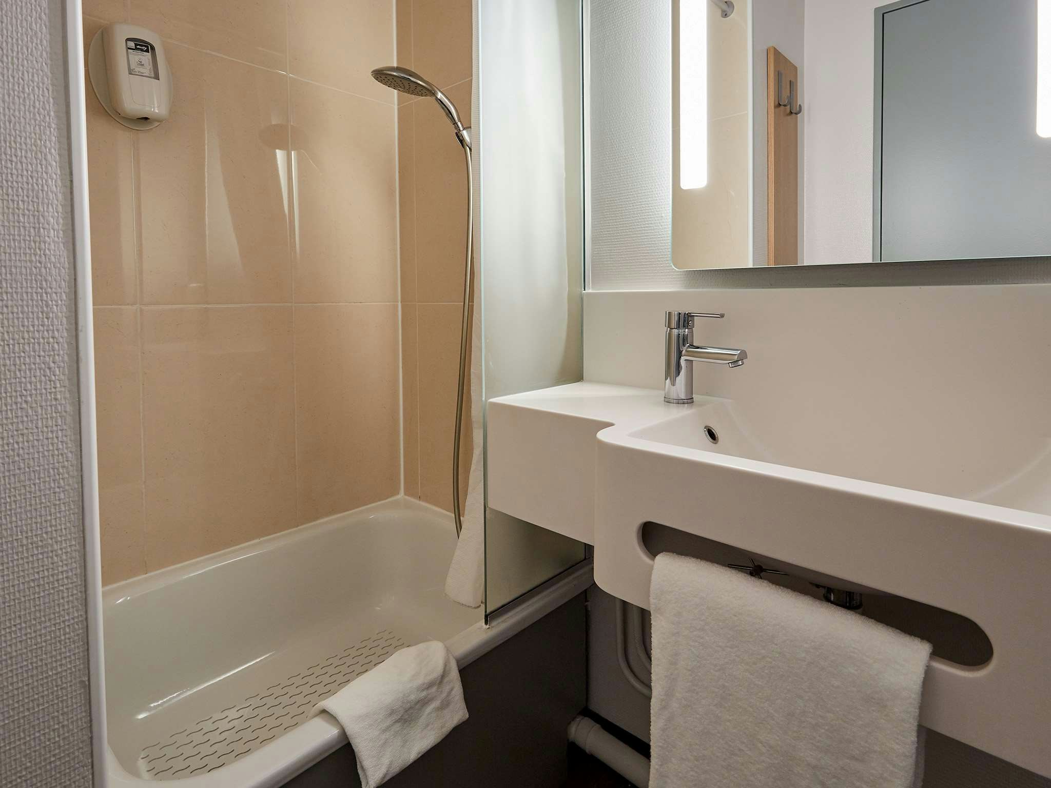 B&B Hotel Cherbourg 8/10