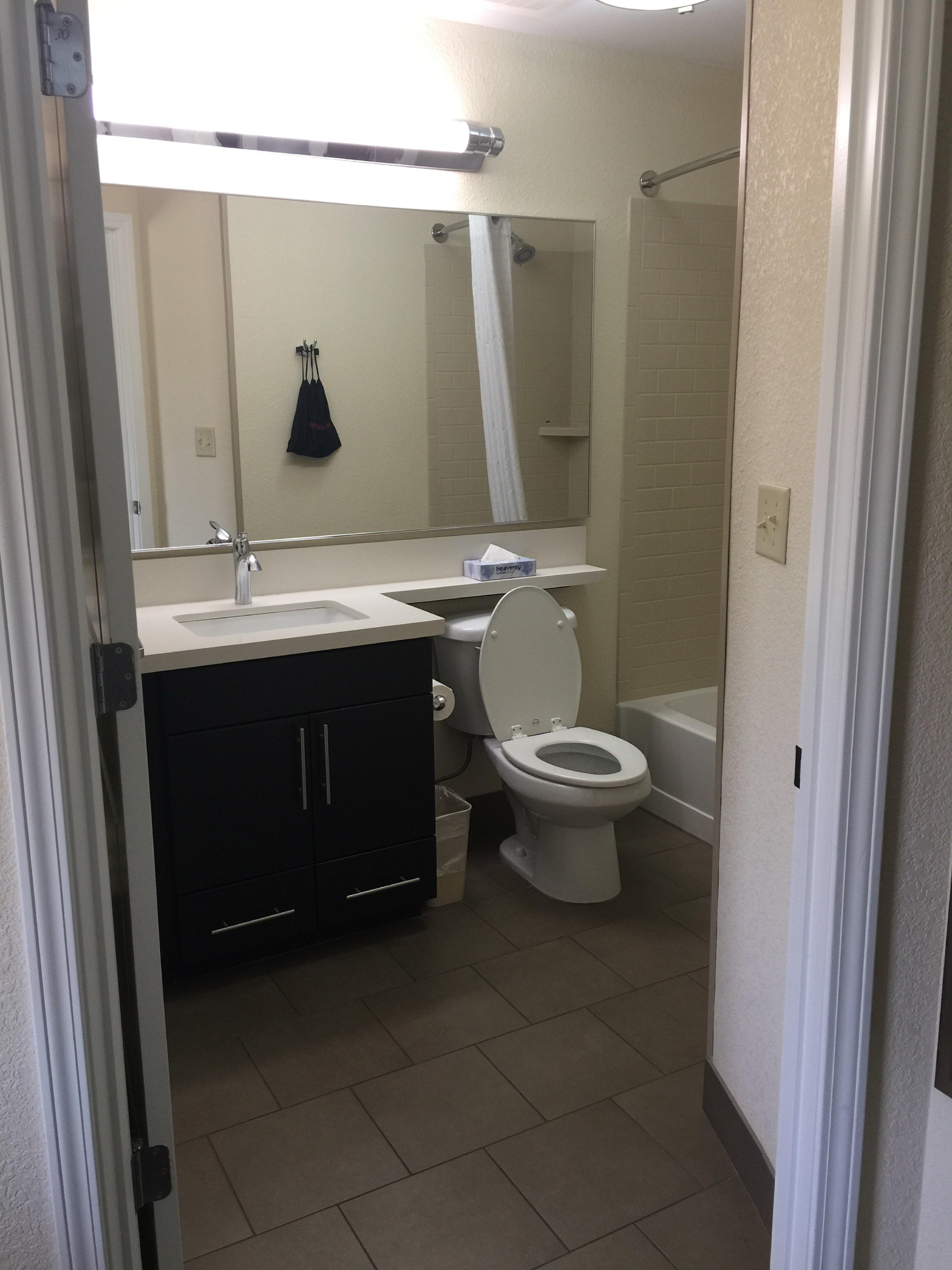 استوديو لذوي الإعاقة، Candlewood Suites Woodward 2/4