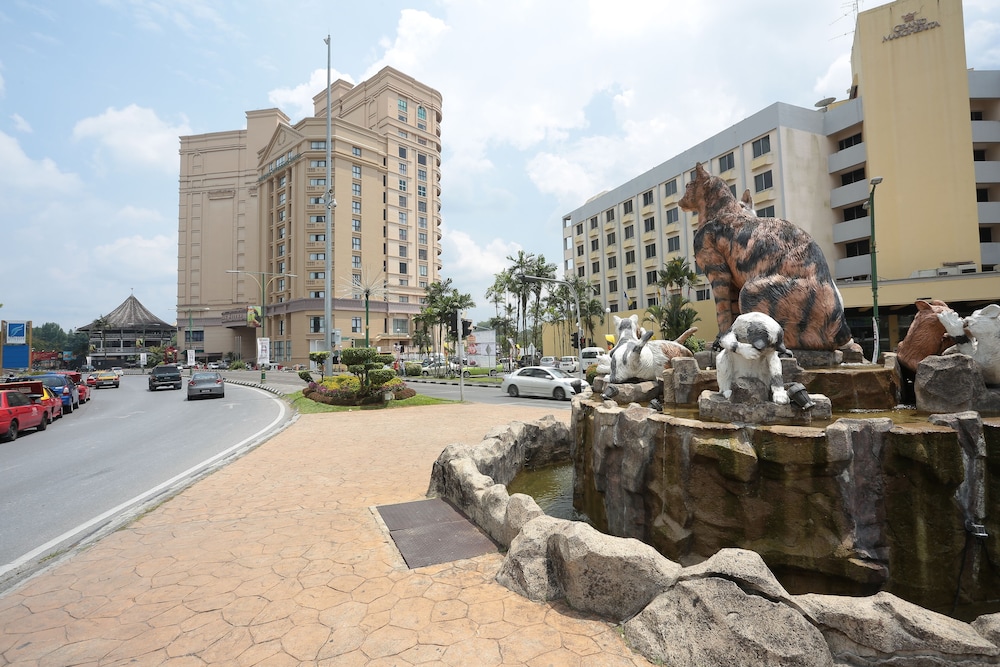 Imperial Riverbank Hotel in KUCHING