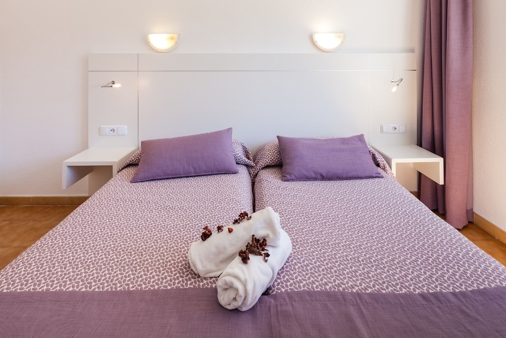 Aparthotel Puerto Cala Vadella 18/32