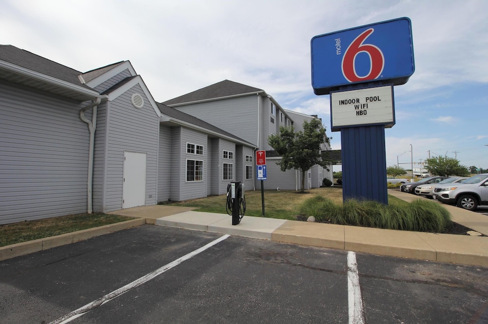 Motel6 Huron, OH - Sandusky 46/62