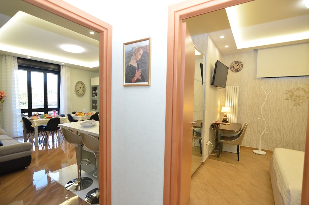 Caserta Deluxe 28/28
