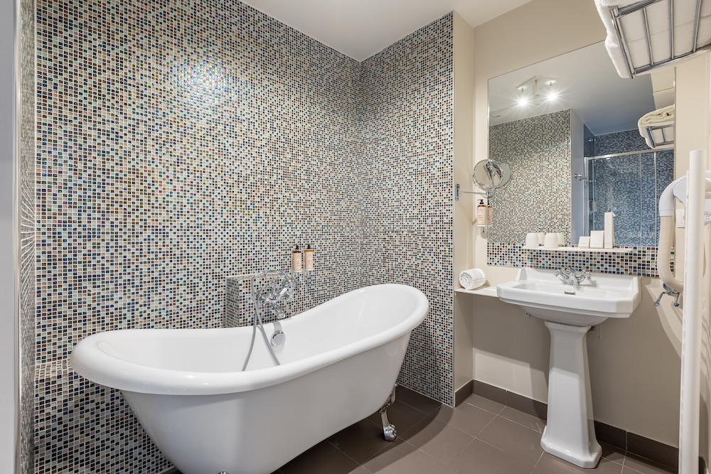 جناح ديلوكس بسرير مزدوج مع أريكة، Hotel Celeste Batignolles Montmartre 3/3