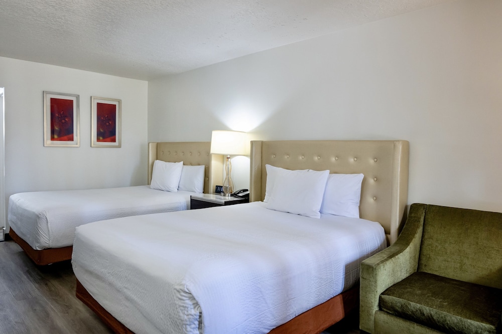 Ramada by Wyndham Yuma 6/36