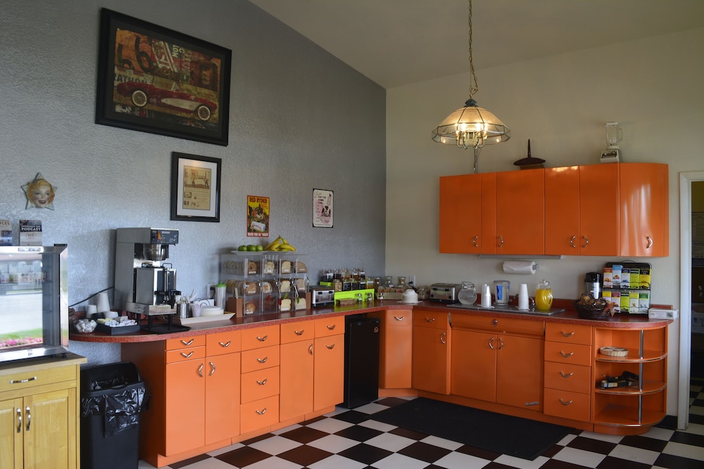 Retro Inn at Mesa Verde 45/61