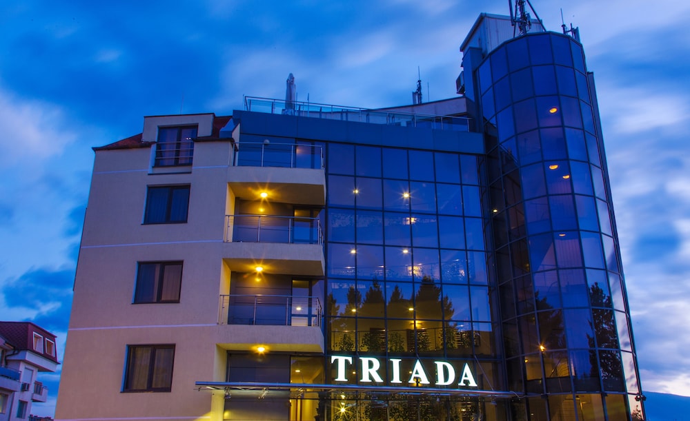 Hotel Triada 3/76