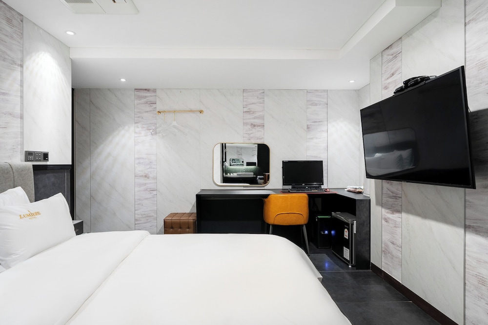 Adlige Hotel 22/54