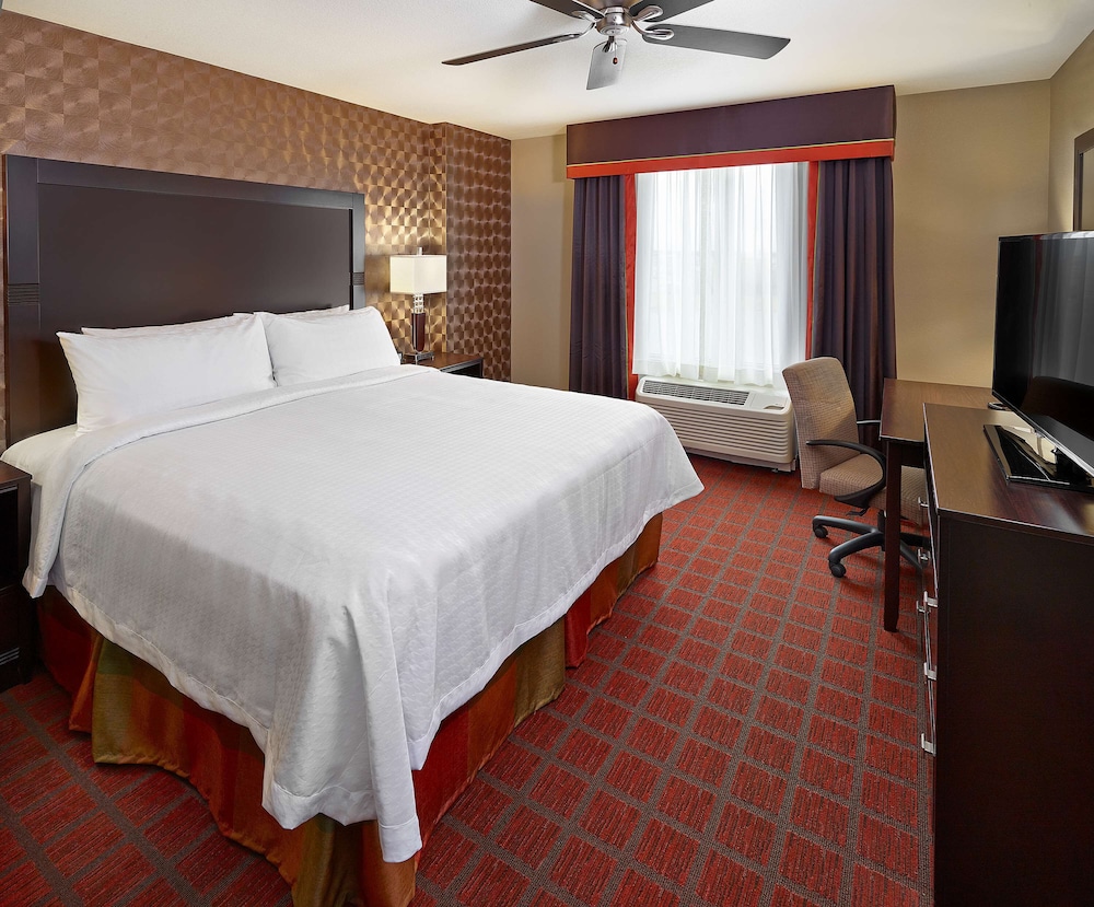 Homewood Suites by Hilton Calgary-Airport, Alberta, Canada 16/45