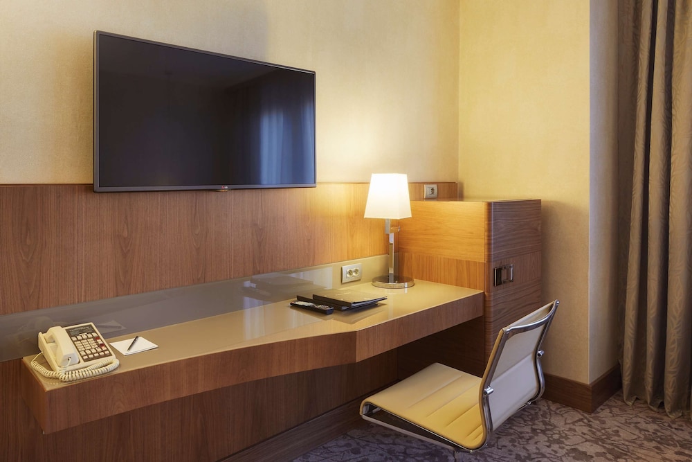 Hilton Milan Hotel 75/83