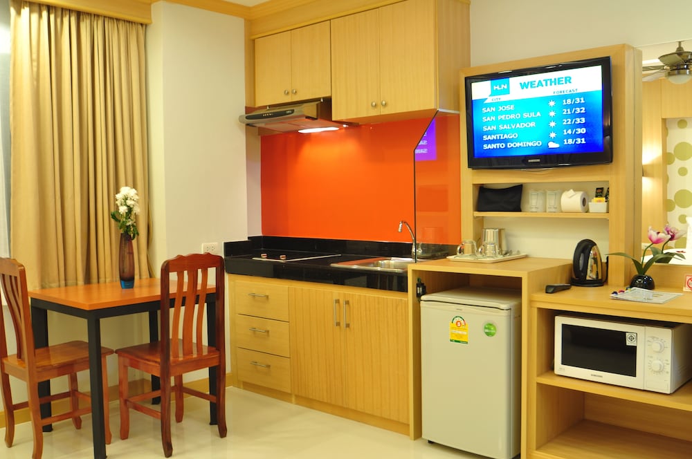 Green Harbor Hotel And Service Apartment 56/67