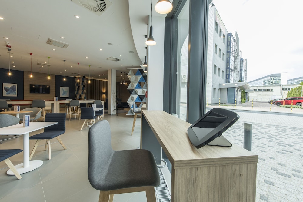 Holiday Inn Express Warsaw - Mokotow 42/56