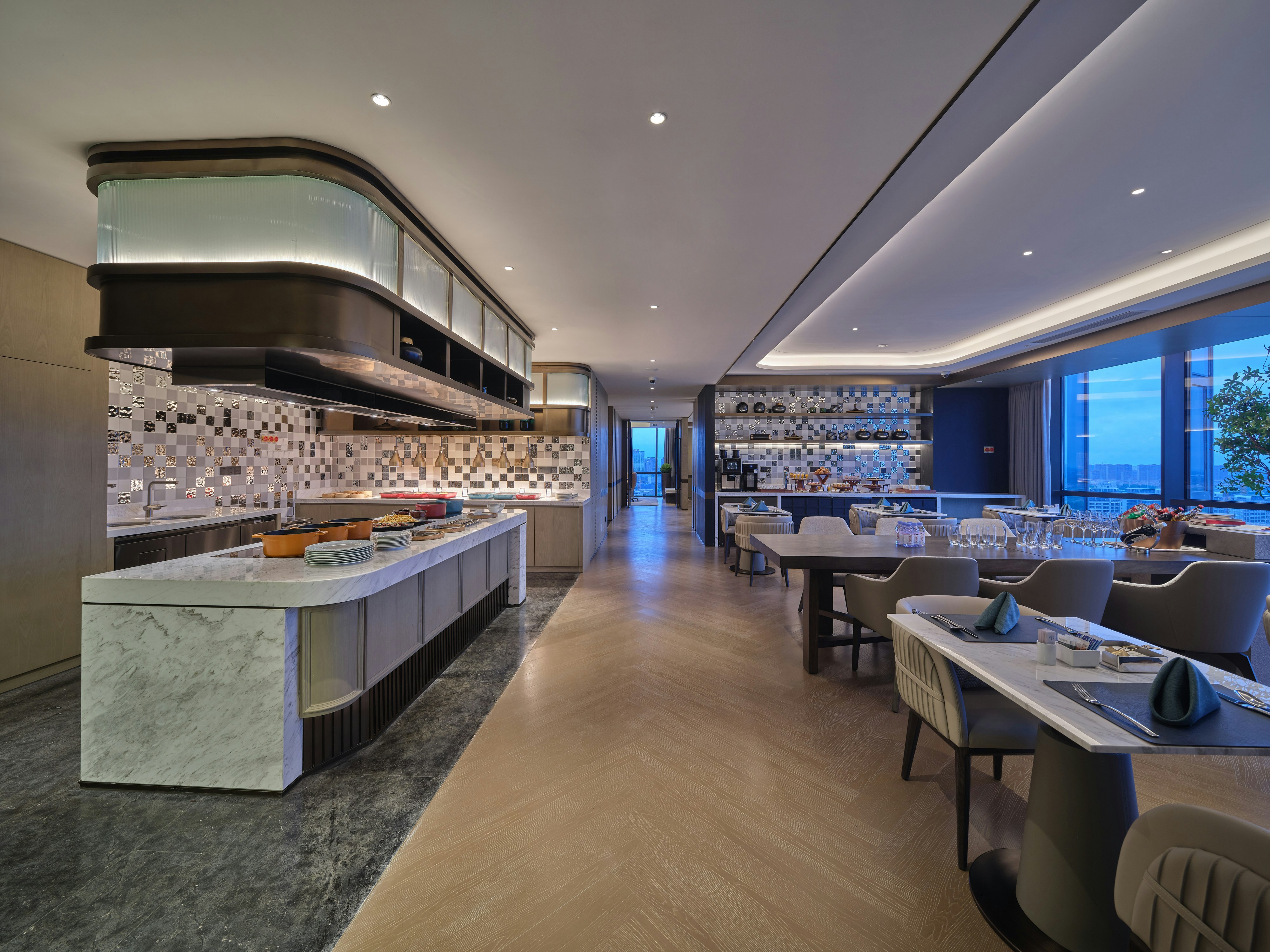 Hilton Jiashan 21/36