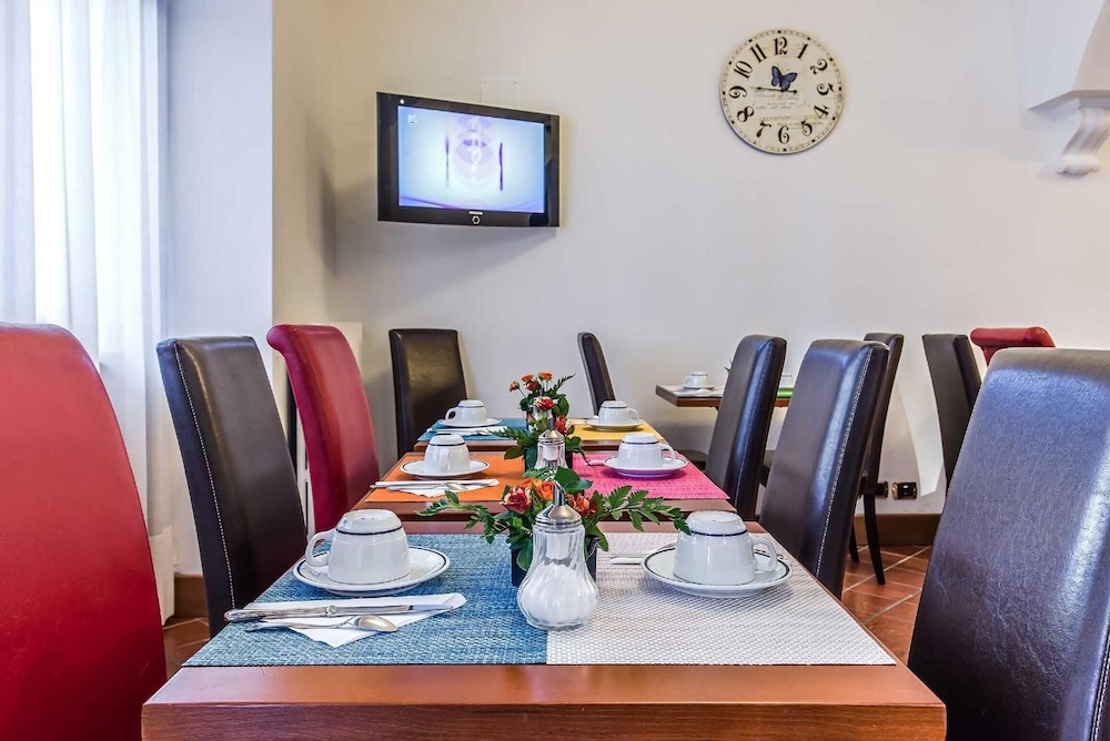 Hotel Caracciolo 52/62