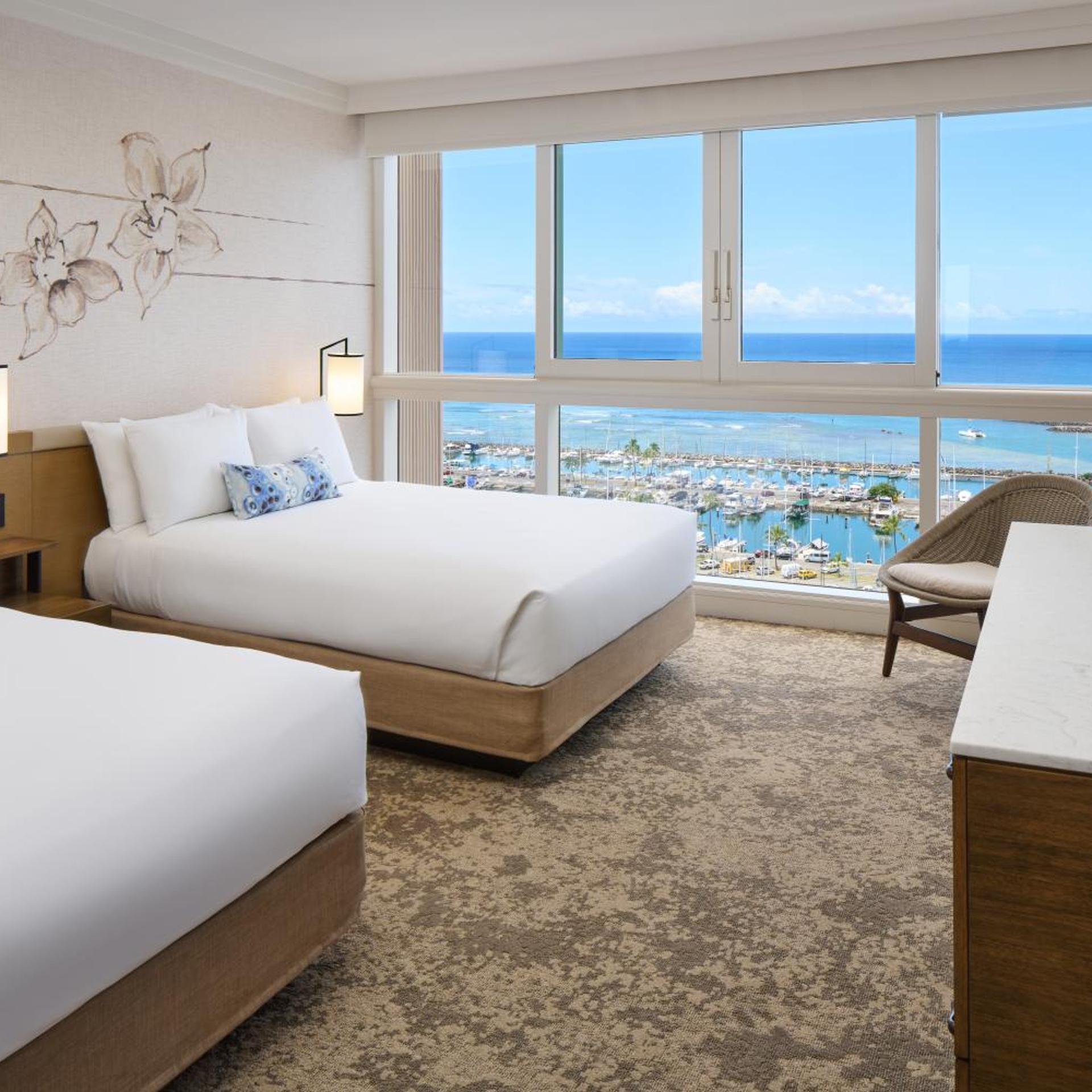 Room, 2 Queen Beds, Ocean Front, Club Floor