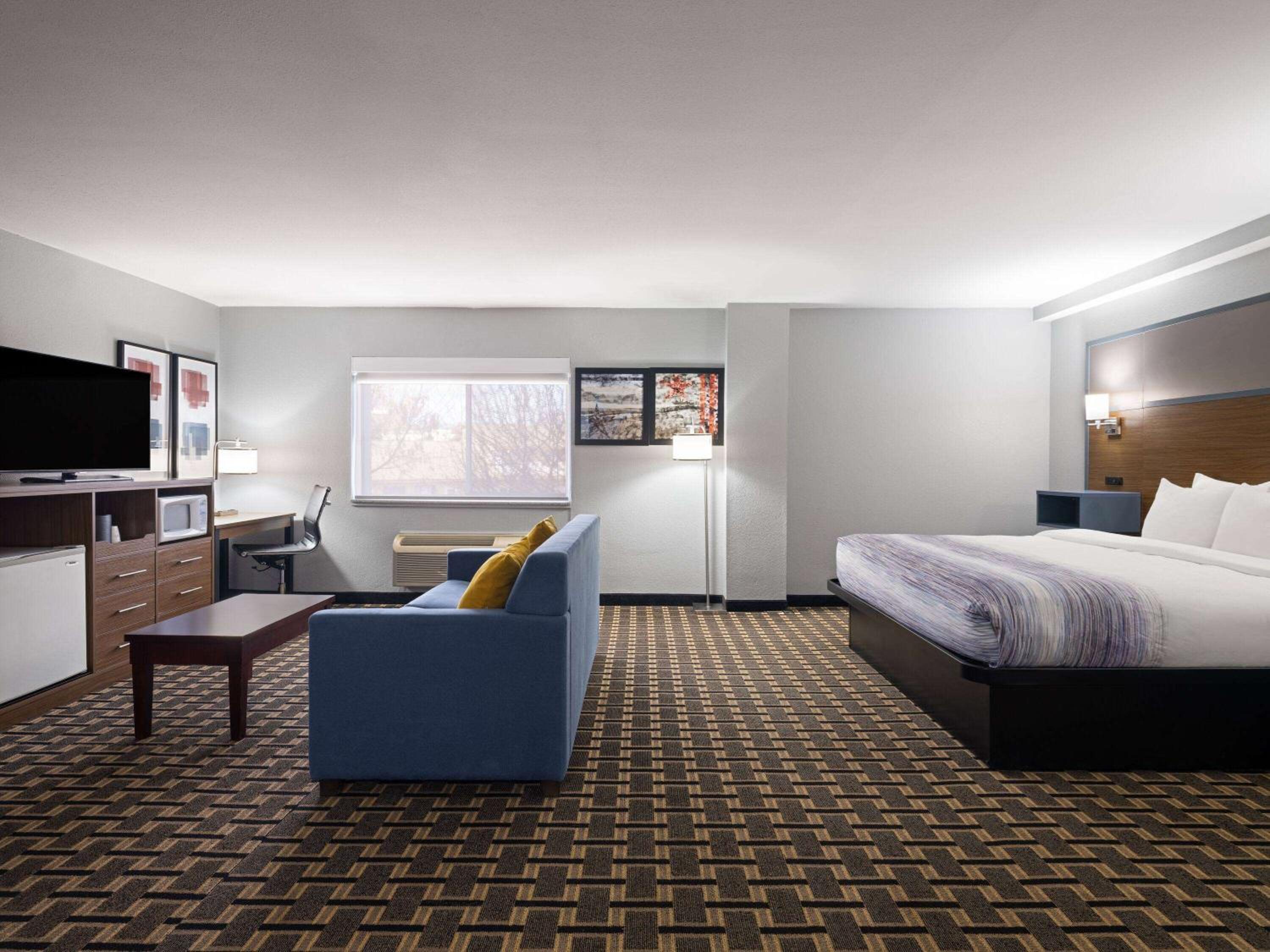 Deluxe, King Bed, Sofa