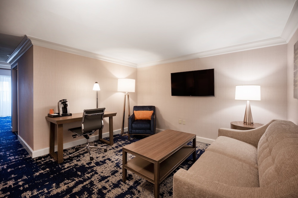 Crowne Plaza Albany The Desmond Hotel (ex The Desmond Hotel Albany) 43/74