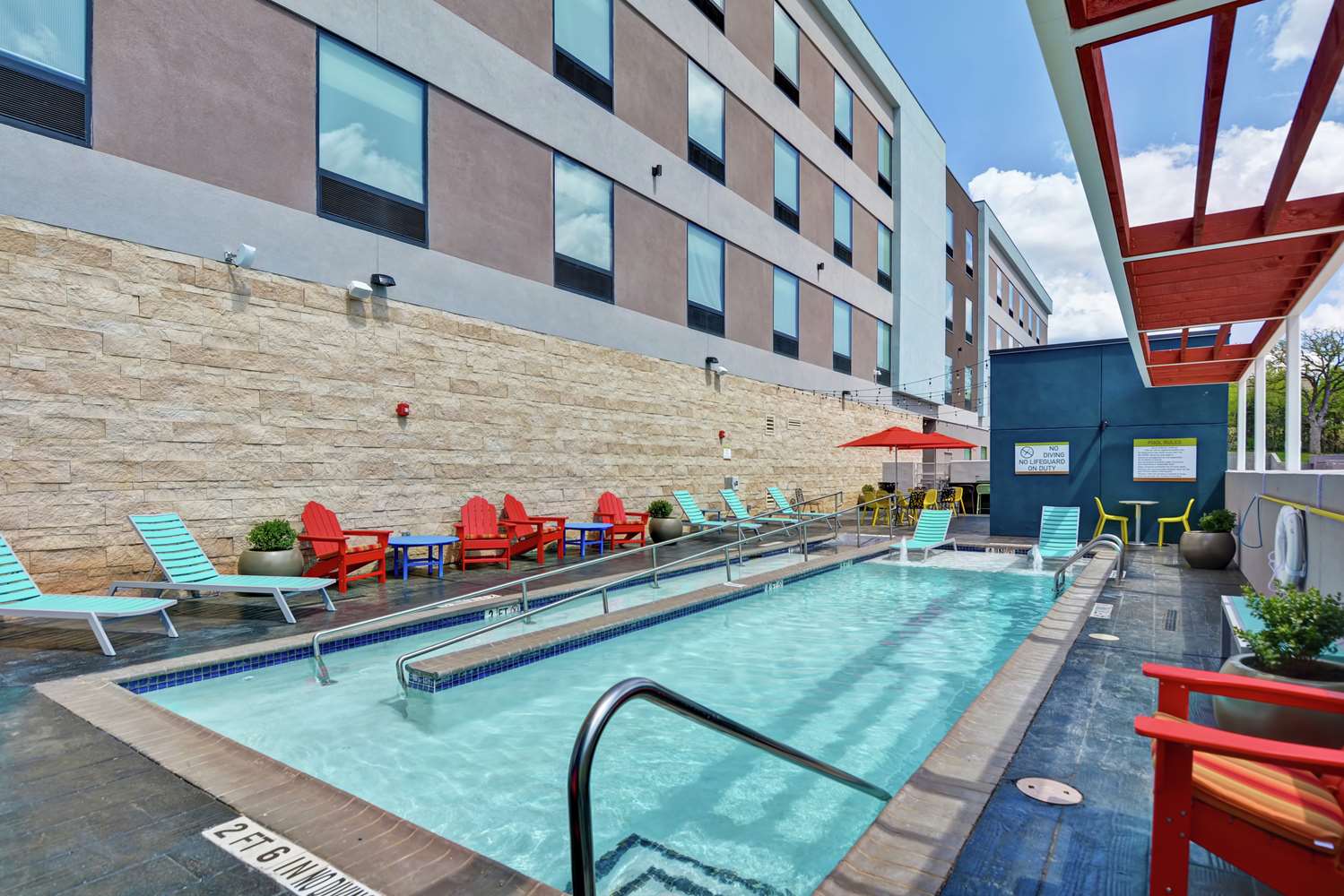 Home2 Suites by Hilton Bedford DFW West 47/48