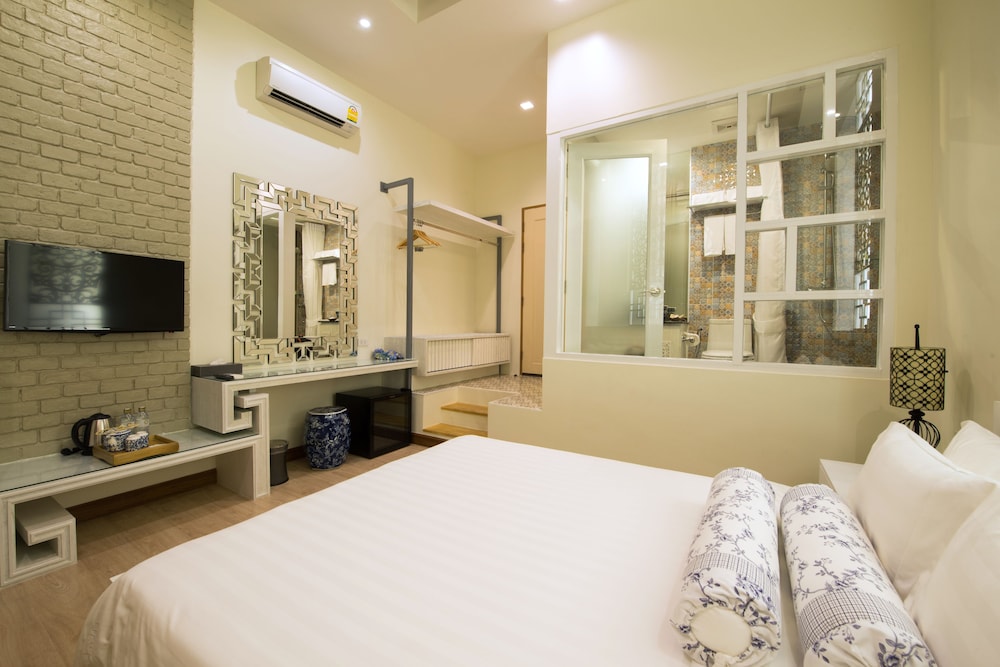 O Nya Phuket Hotel 34/70
