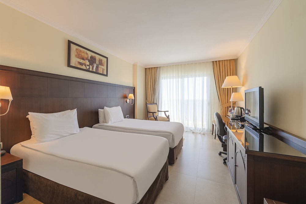Crowne Plaza Antalya 27/83