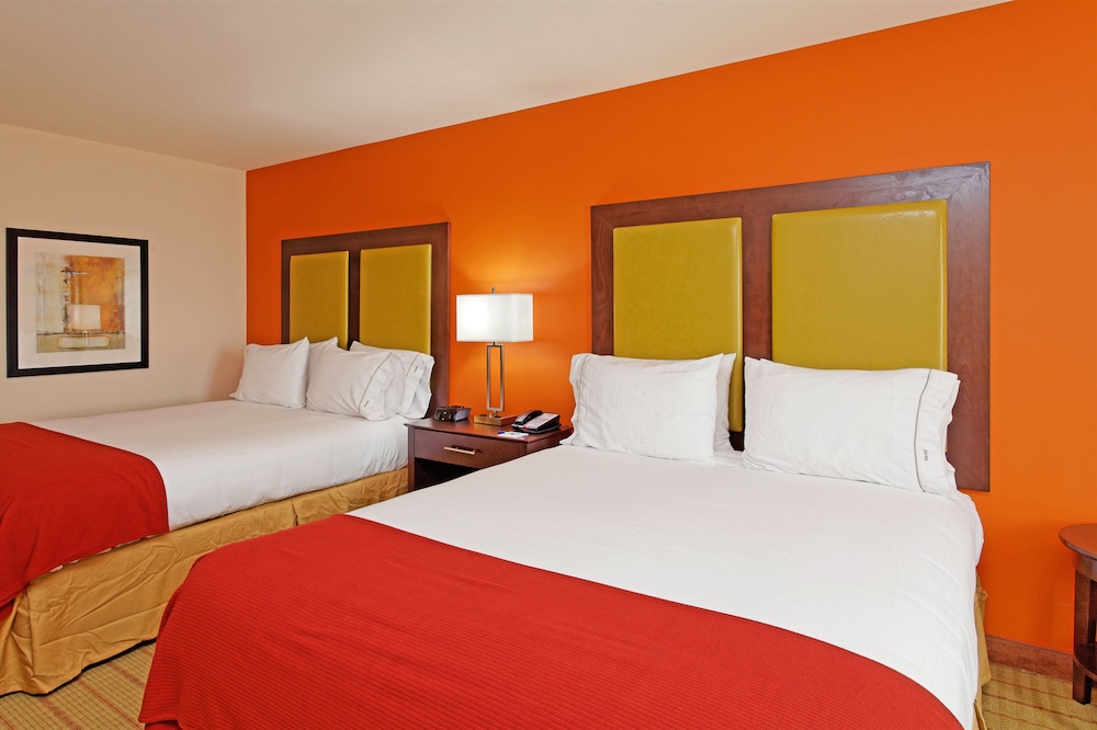 Holiday Inn Express Hotel Suites Florence Northeast 12/42