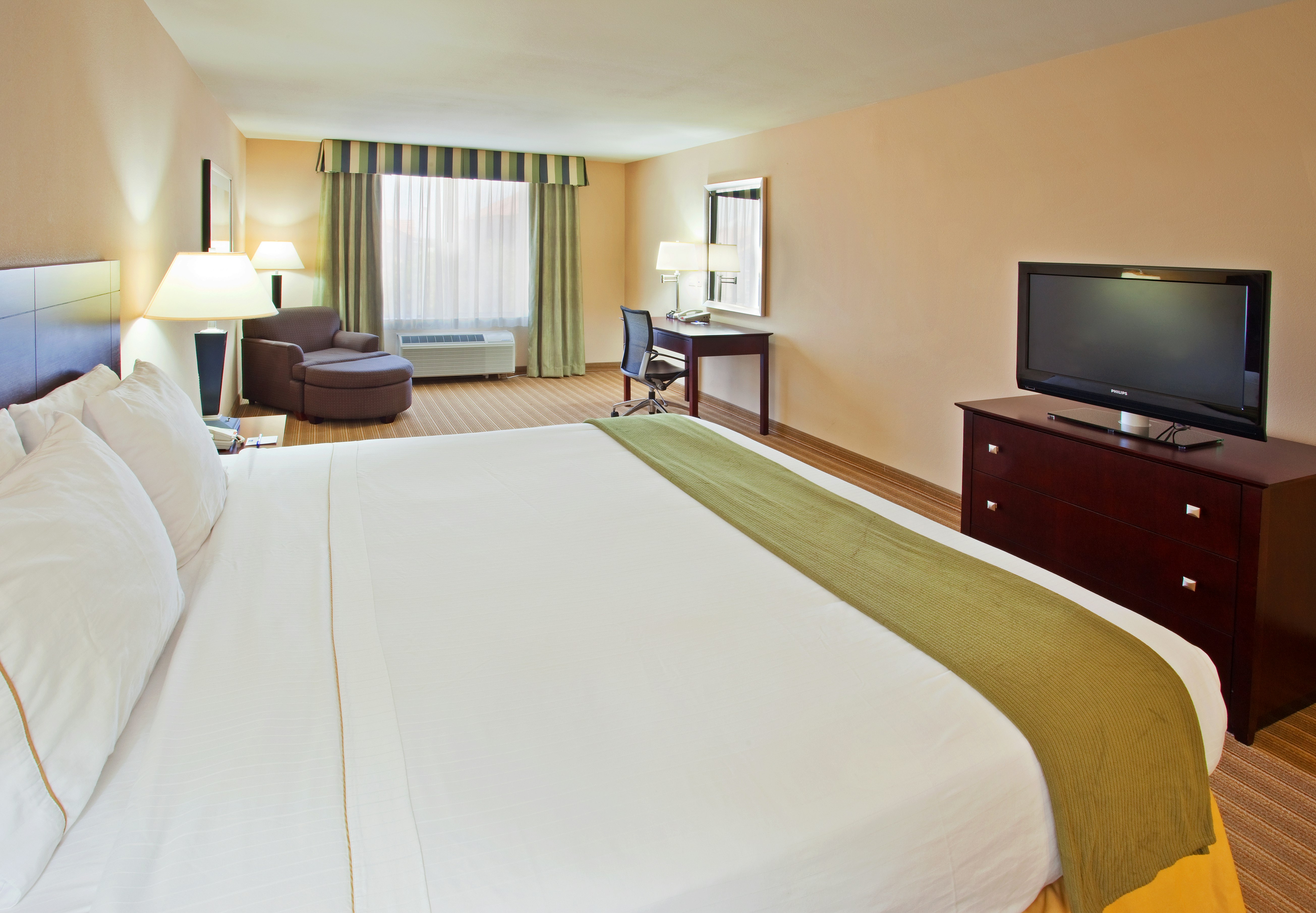 Holiday Inn Express Hotel And Suites Fresno River Park Hwy 41 22/50