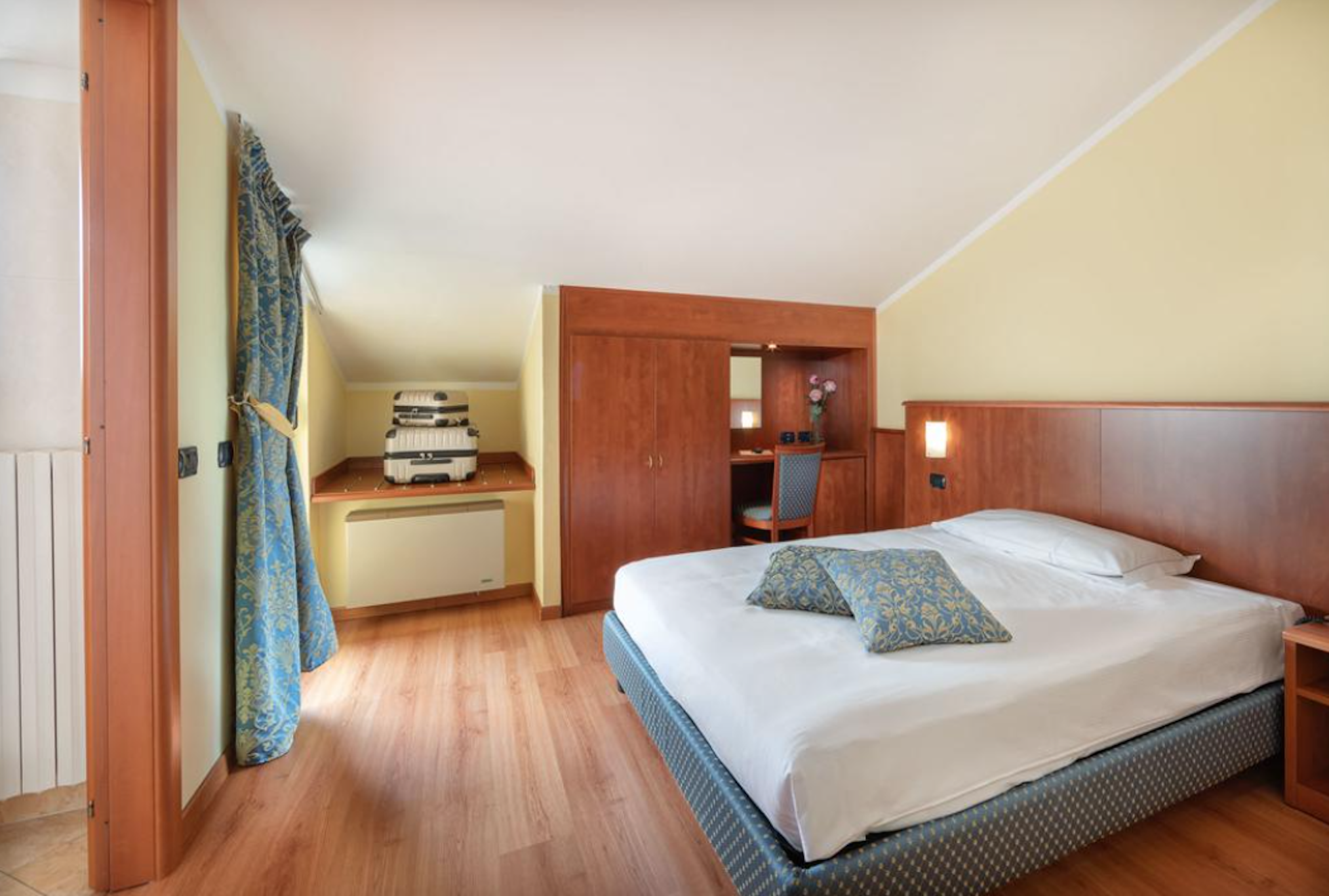 Postumia Hotel 5/20