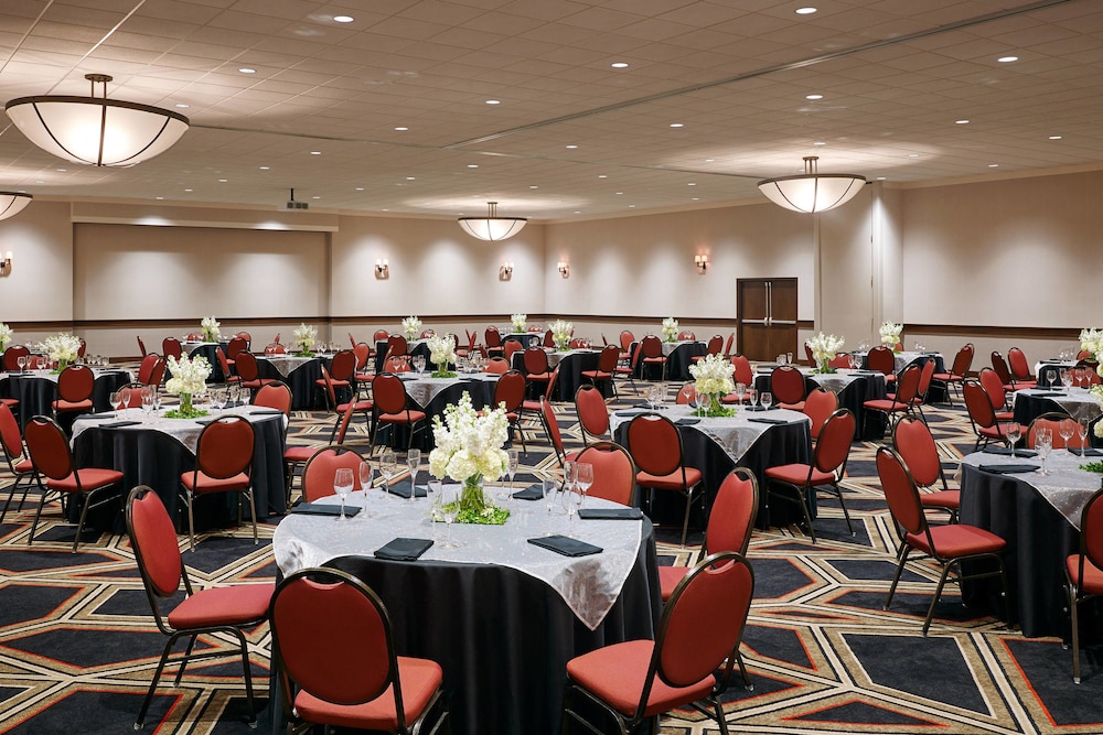 Four Points By Sheraton Bellingham Hotel And Conference Center 13/24