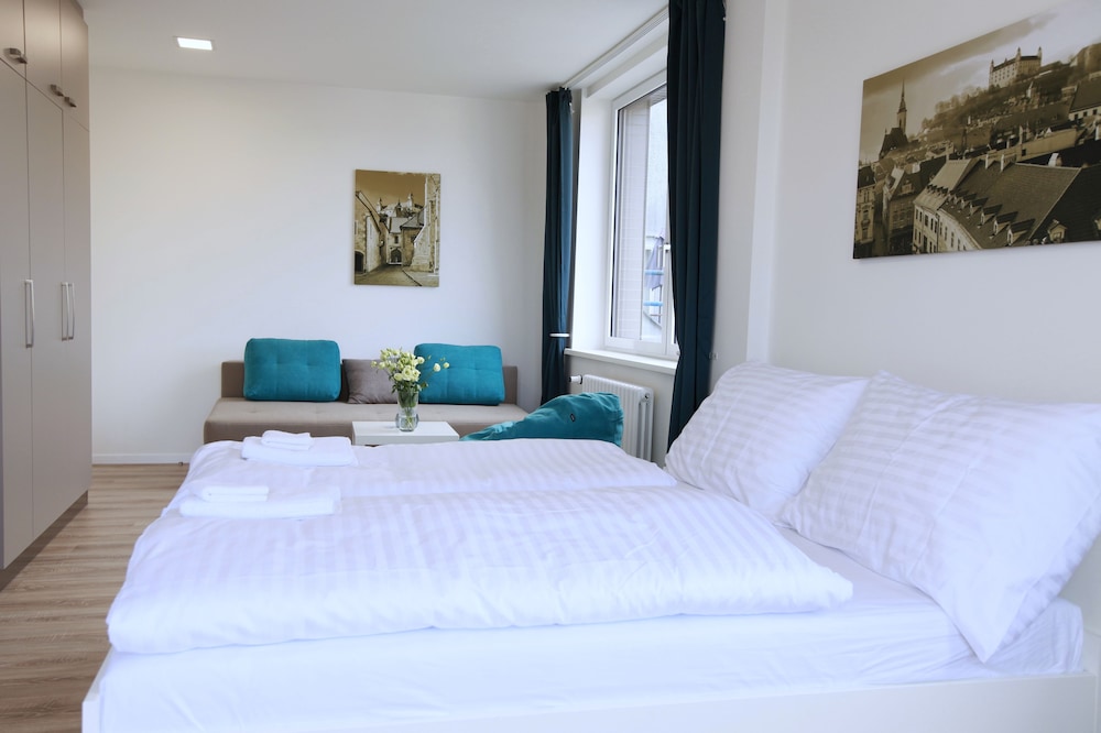 City Center Best Place Apartments 18/72